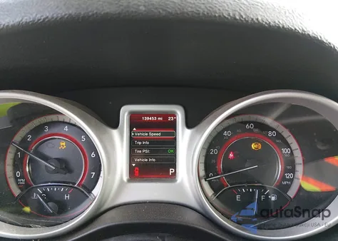 2017 Dodge Journey Sxt z USA, uszkodzony, nr VIN 3C4PDCBB8HT570054